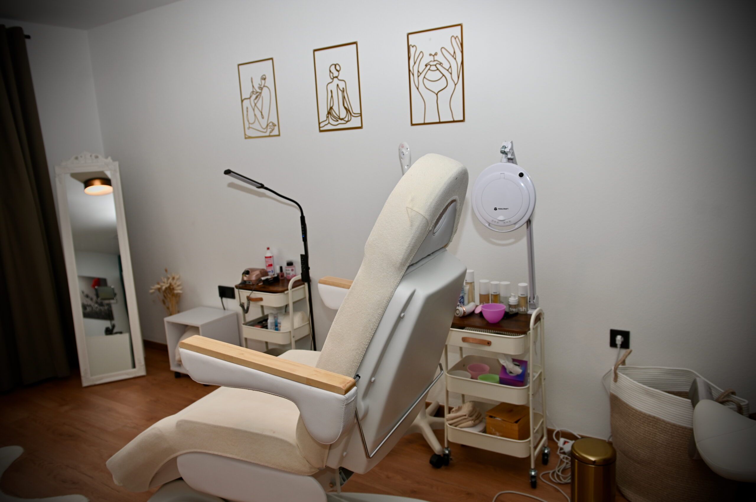 Kosmetikstudio Shine & Glow Pfaffenhofen Bille Hofmann